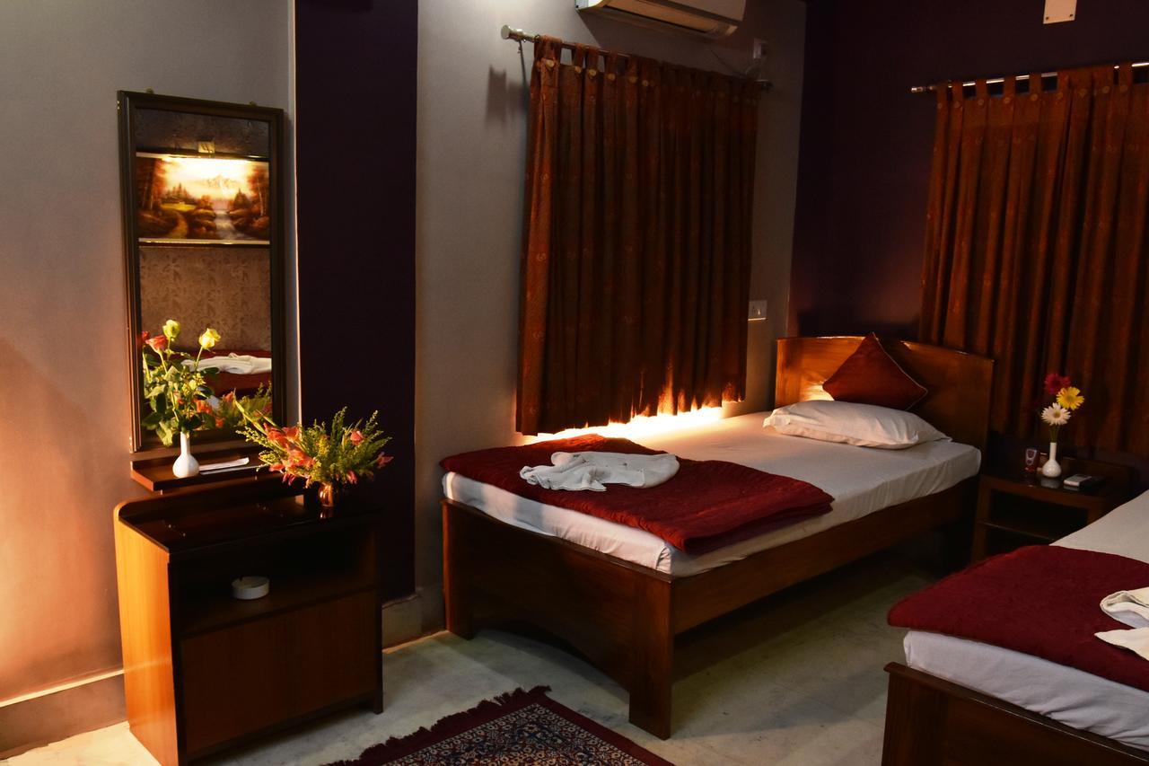 Hotel Gateway Continental Kolkata Exterior photo